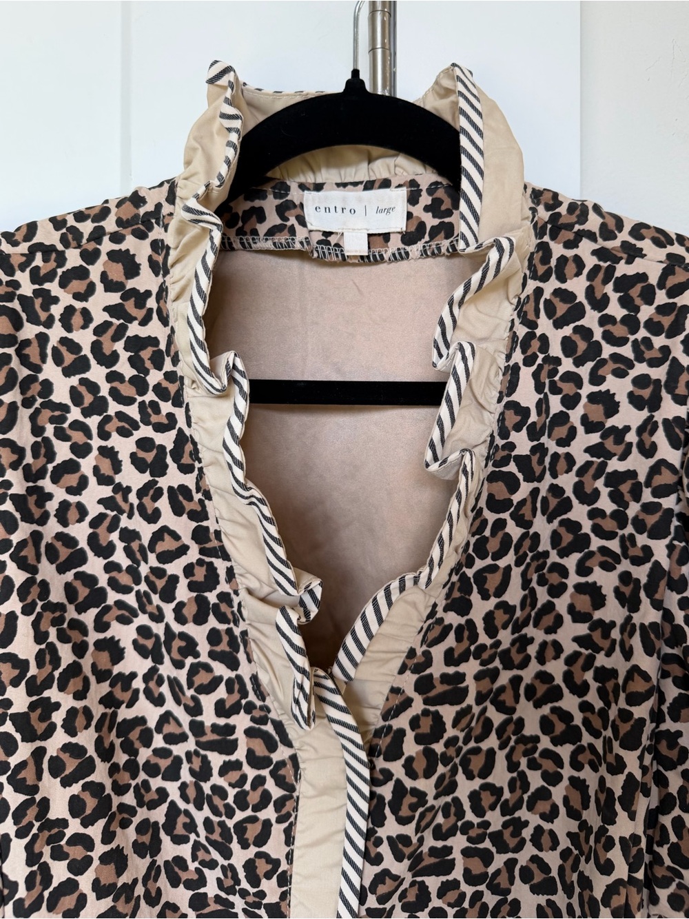 Entro Leopard Print Ruffle Sleeve Top - Picture 8 of 11